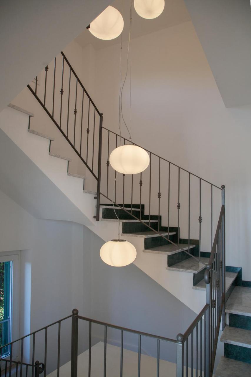 Terrazza Blue Line Apartment เตลลาโร ภายนอก รูปภาพ